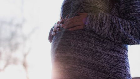 Top 5 Essential Items for Pregnant Mums this Winter