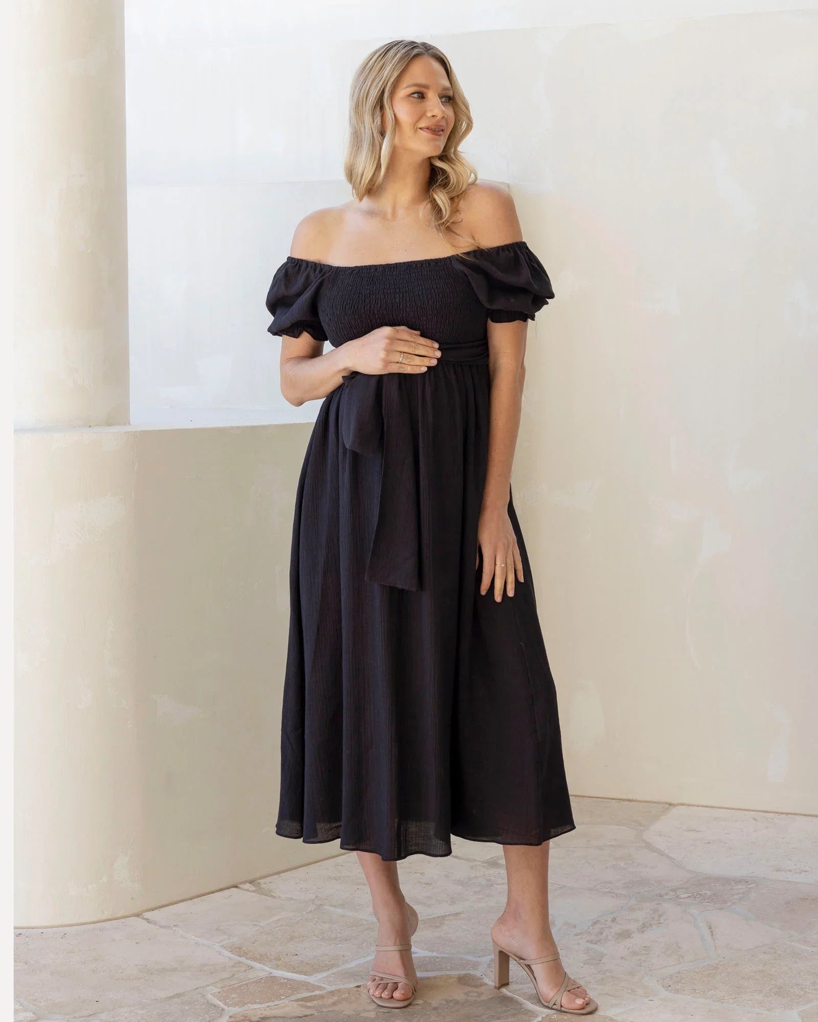 Holiday Maternity Outfits You’ll Actually Want to Wear