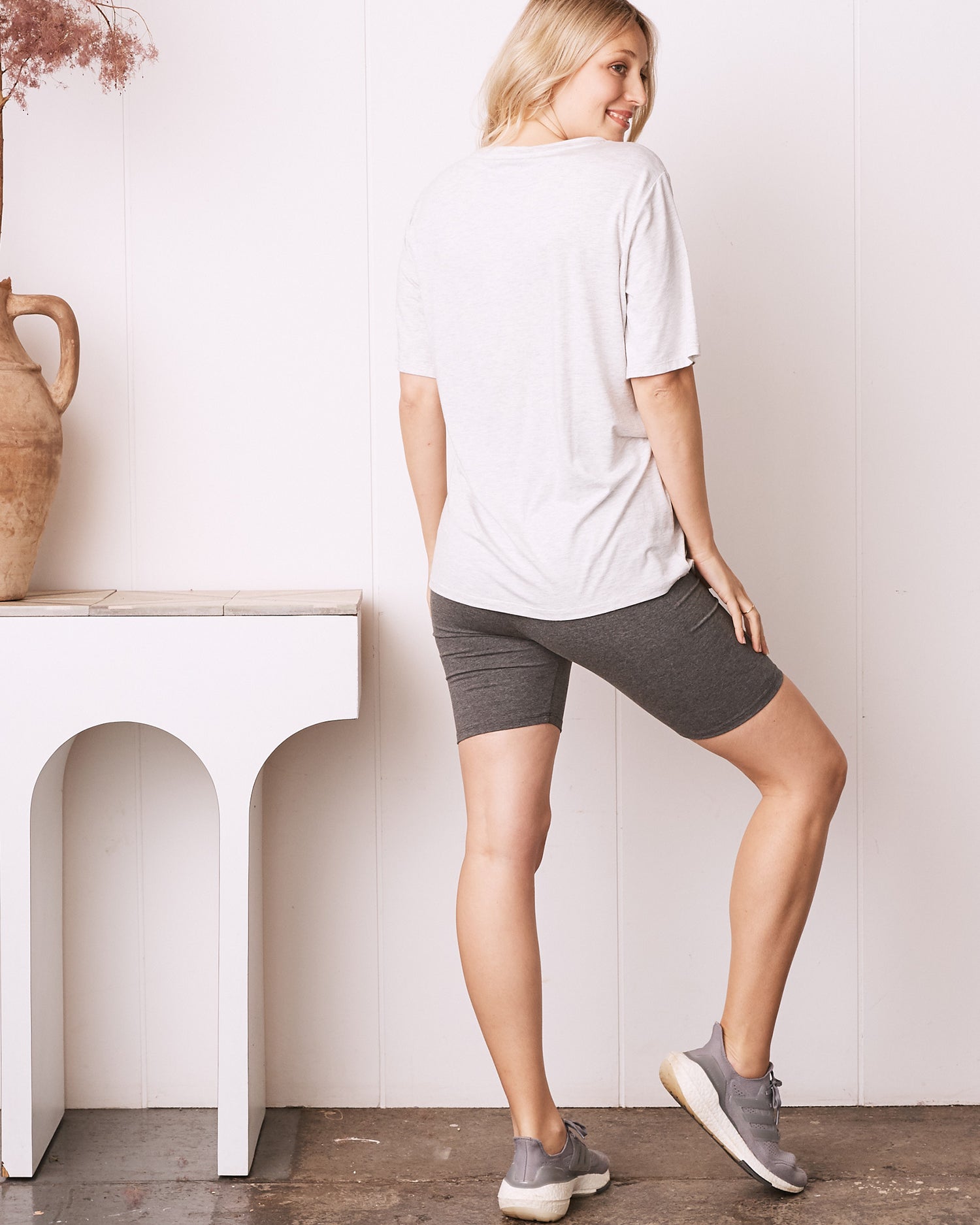 Maternity Shorts Australia: Comfort and Style for Pregnant Women – ANGEL  MATERNITY